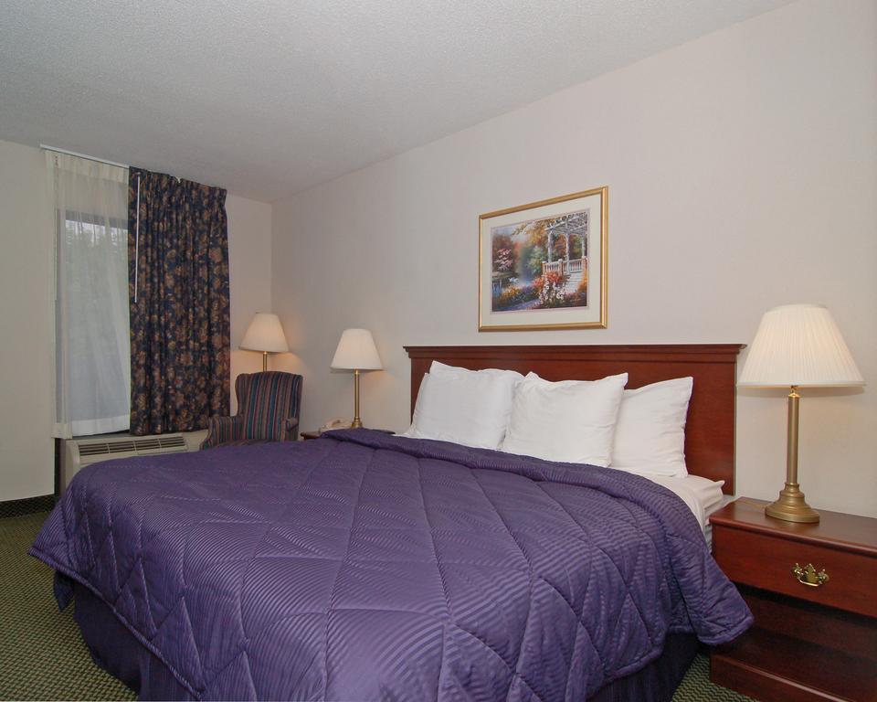 Econo Lodge Hendersonville Ngoại thất bức ảnh