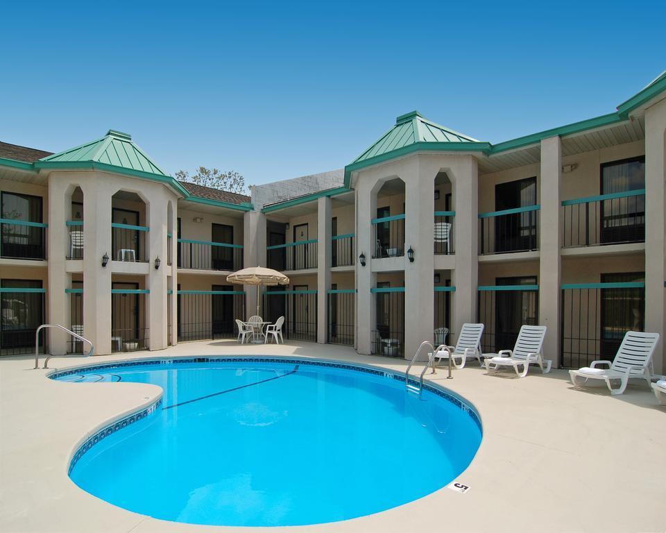 Econo Lodge Hendersonville Ngoại thất bức ảnh